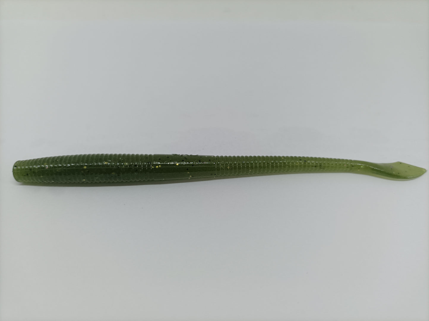GARY YAMAMOTO KUT TAIL WORM 5"